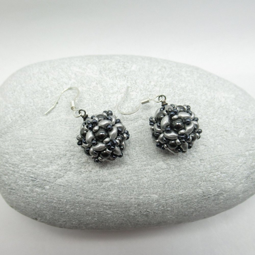 Handwoven earrings